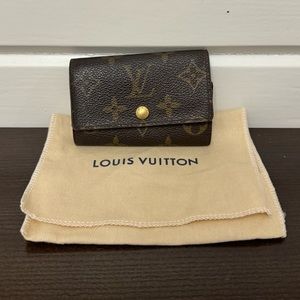 Louis Vuitton Monogram 6 Key Holder